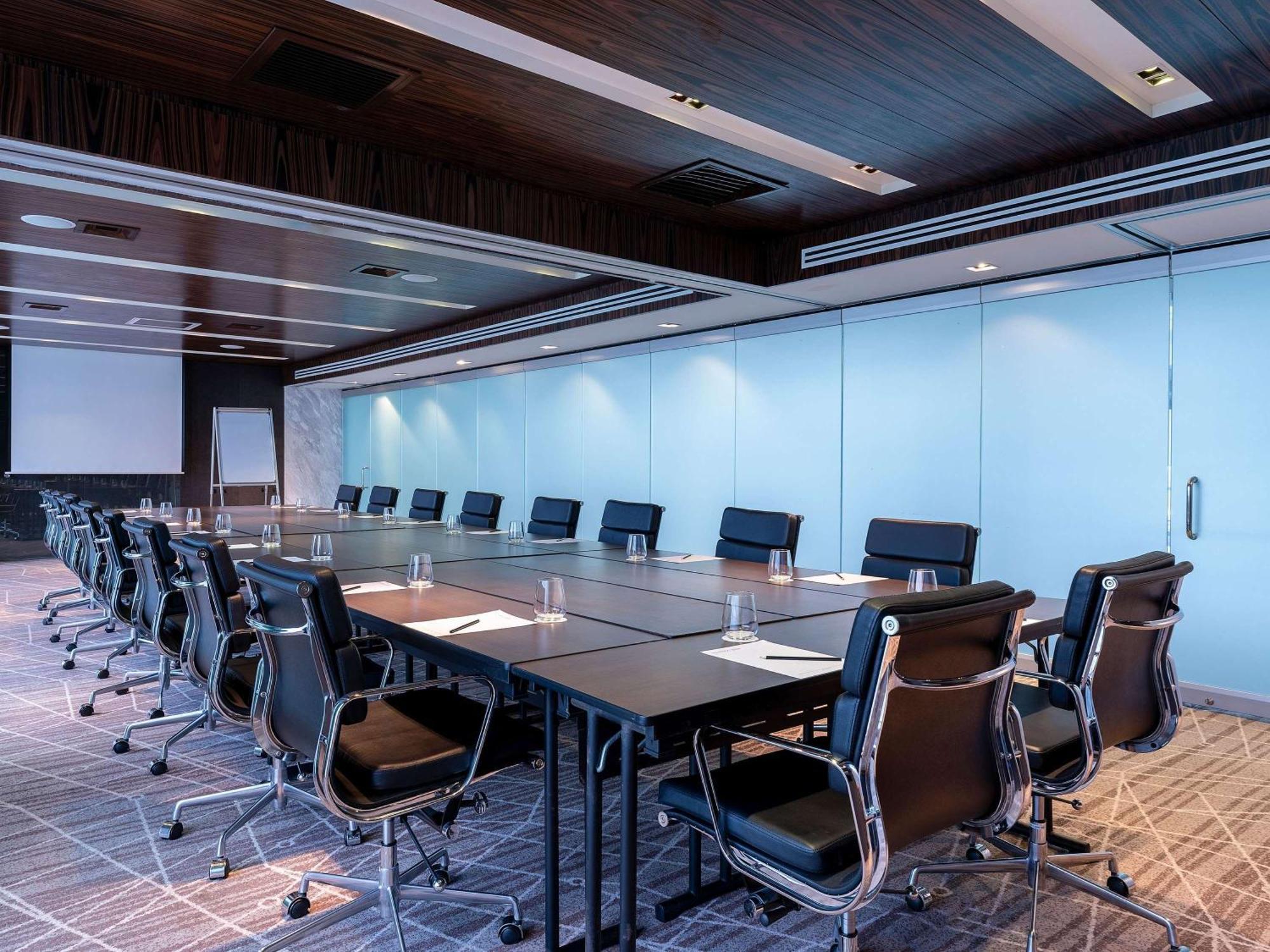 Movenpick & Convention Centre Klia Sepang