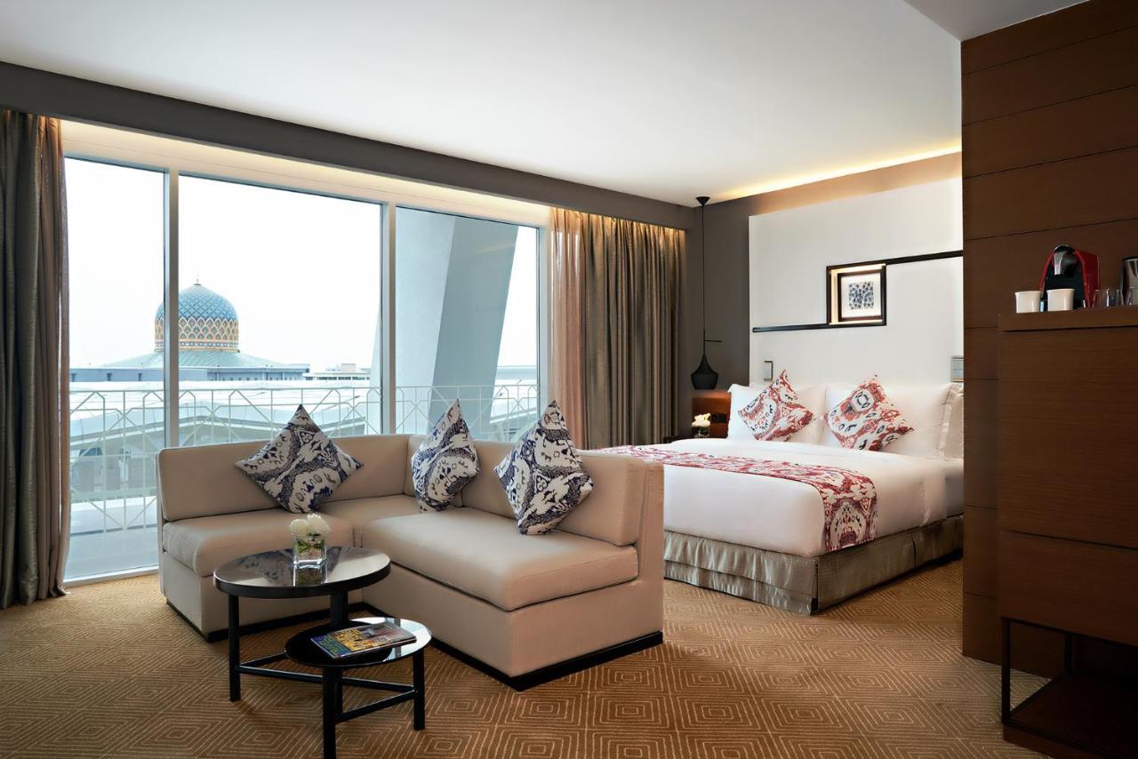 Hotel Movenpick & Convention Centre Klia 5*