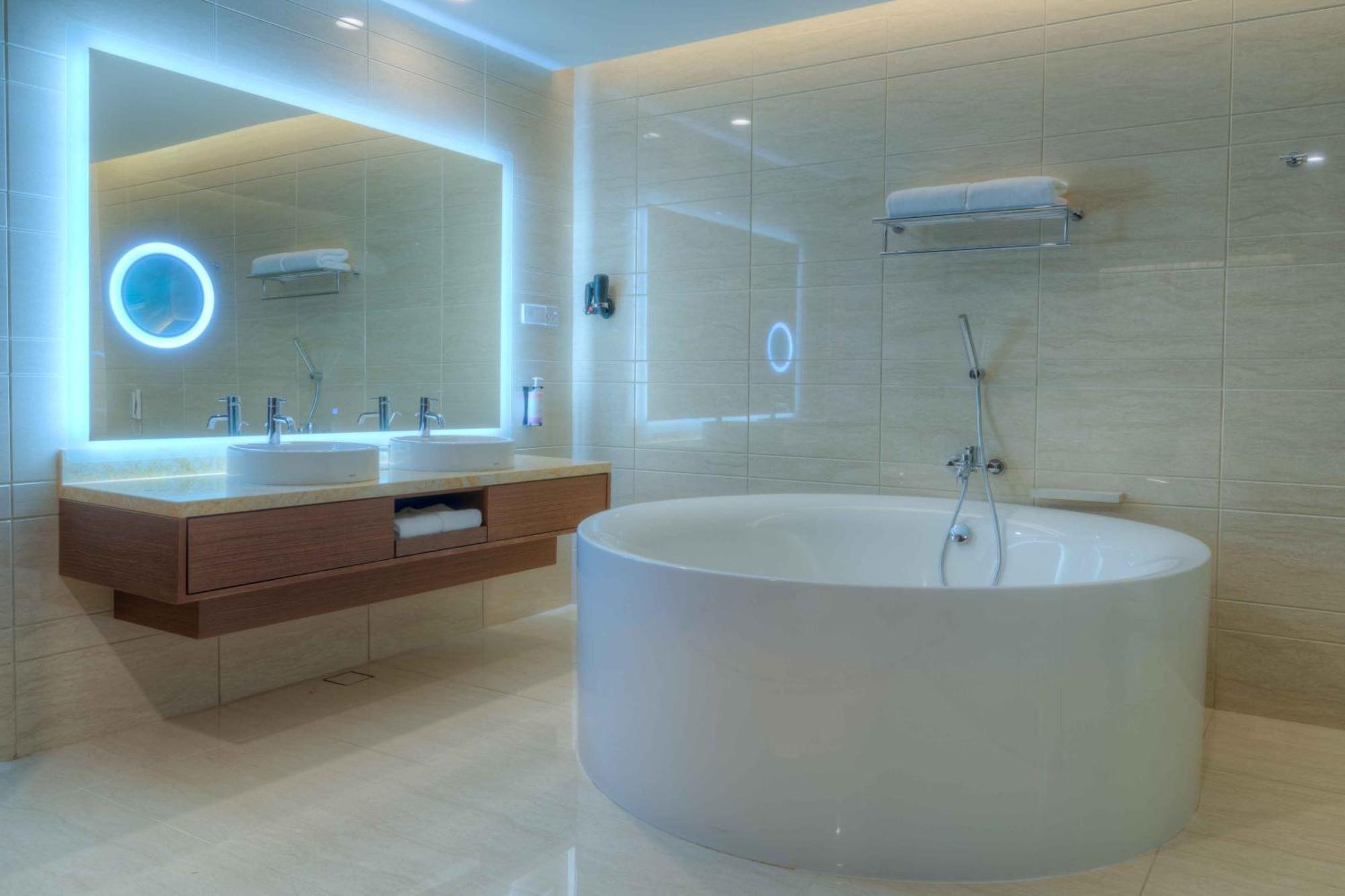 Movenpick & Convention Centre Klia